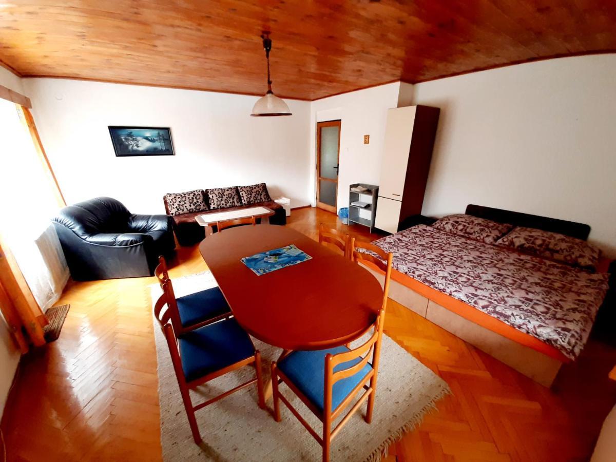 Apartmany Waldex Jetrichovice  ภายนอก รูปภาพ